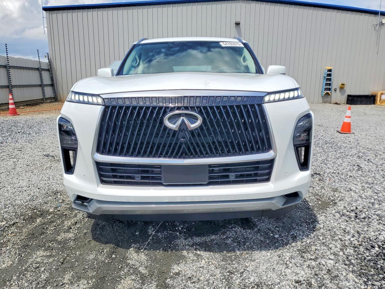 2026 Infiniti Qx80 Luxe - Image 5