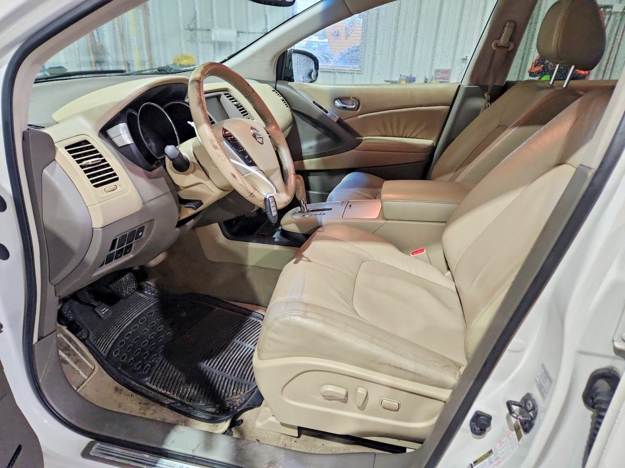 2010 Nissan Murano S - Фото 7