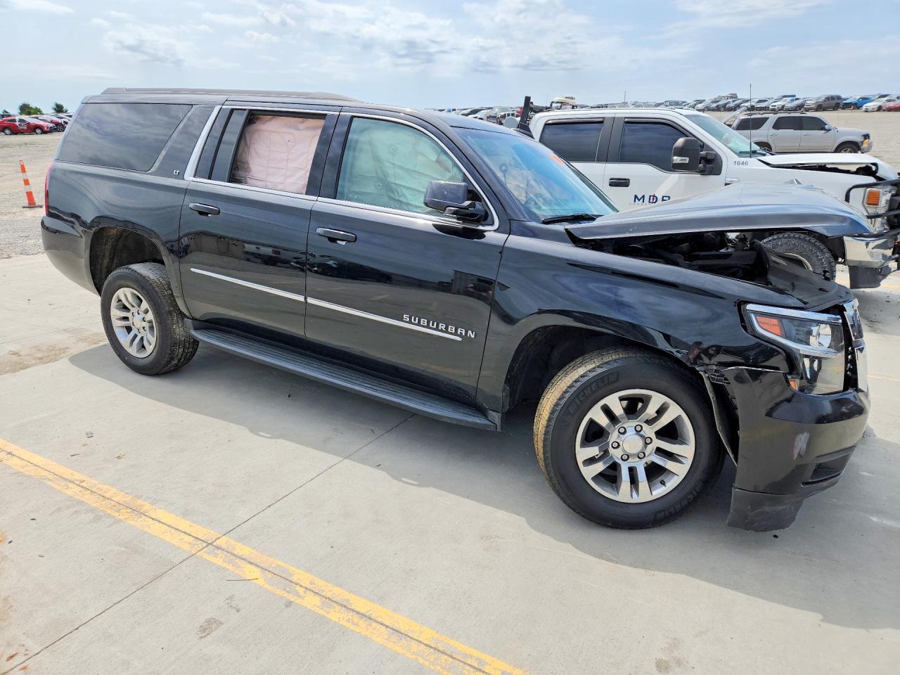 2020 Chevrolet Suburban K1500 Lt - Image 4