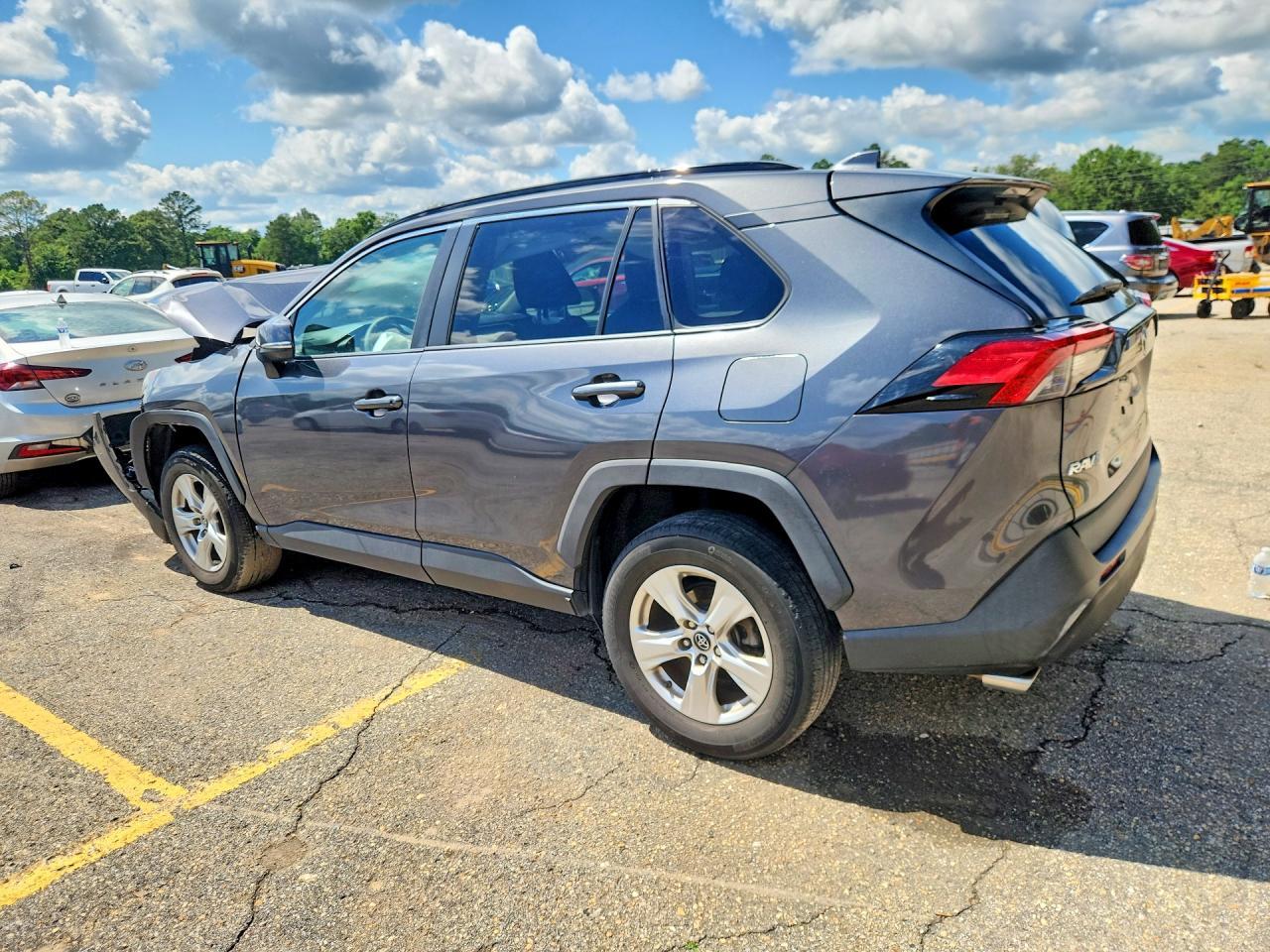 2019 Toyota Rav4 Xle - Image 2