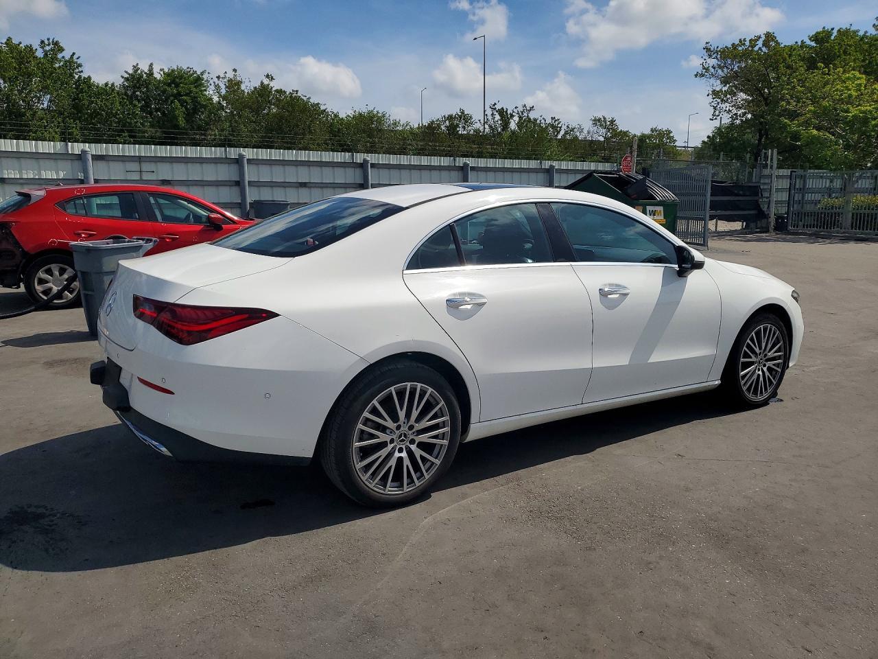 2025 Mercedes-Benz Cla 250 - Фото 3