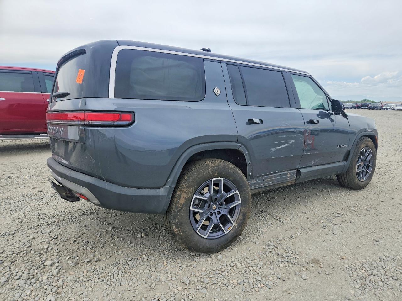 2025 Rivian R1S Adventure - Image 3
