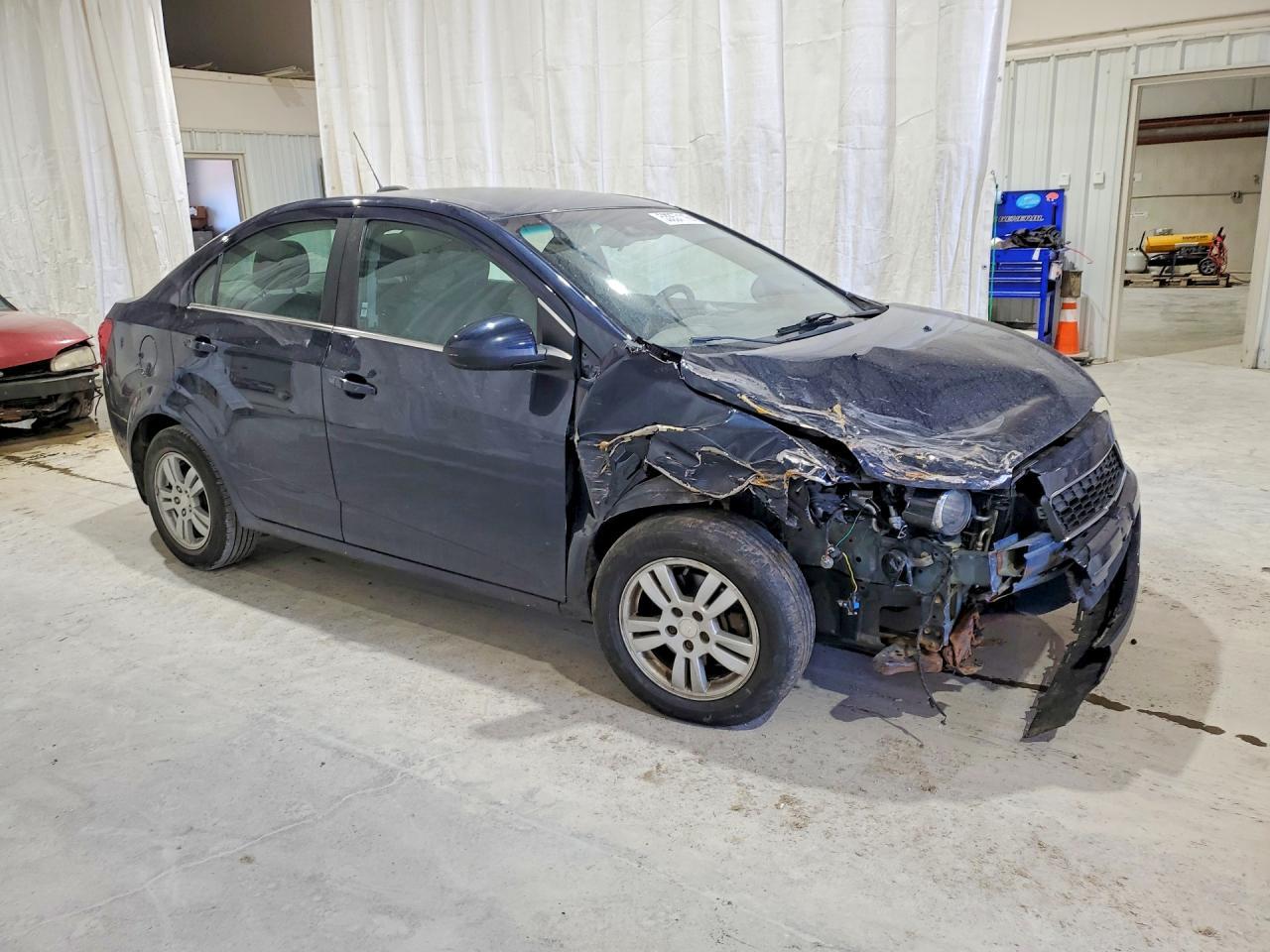 2016 Chevrolet Sonic Lt - Фото 4