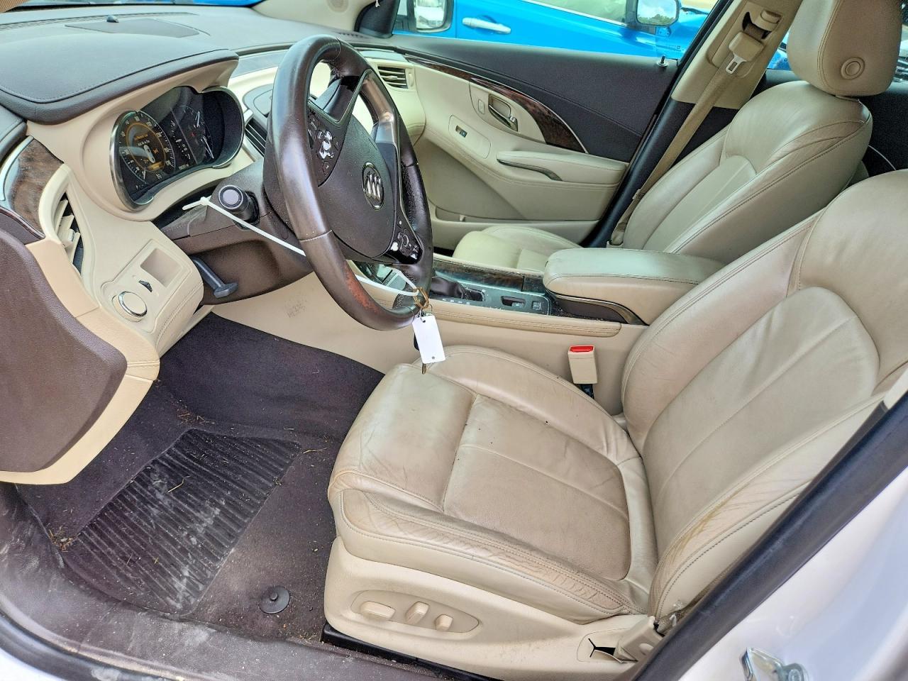 2015 Buick Lacrosse - Image 7
