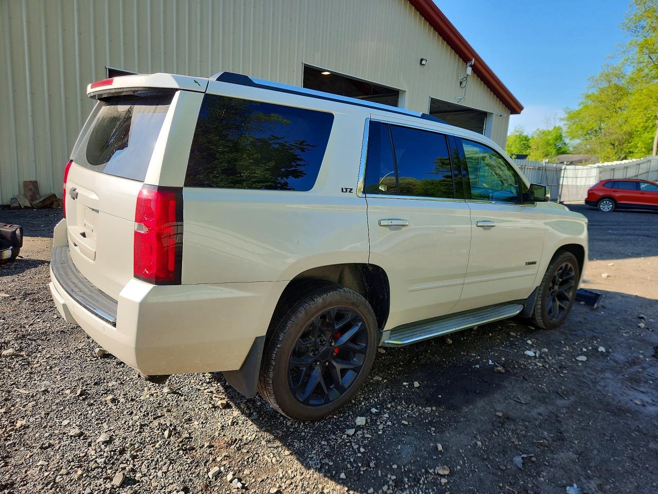 2015 Chevrolet Tahoe K1500 Ltz - Image 3