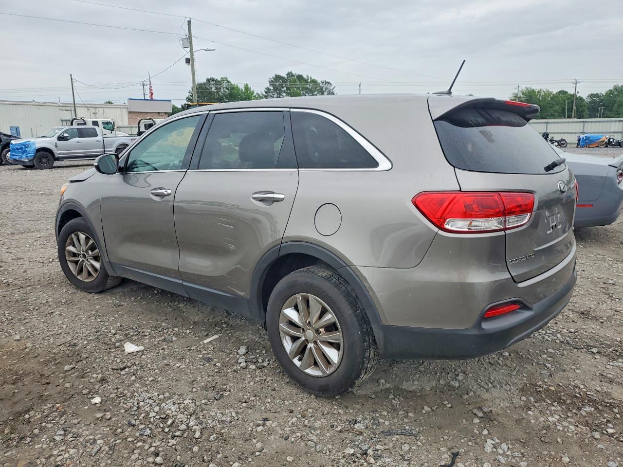 2017 Kia Sorento L - Фото 2
