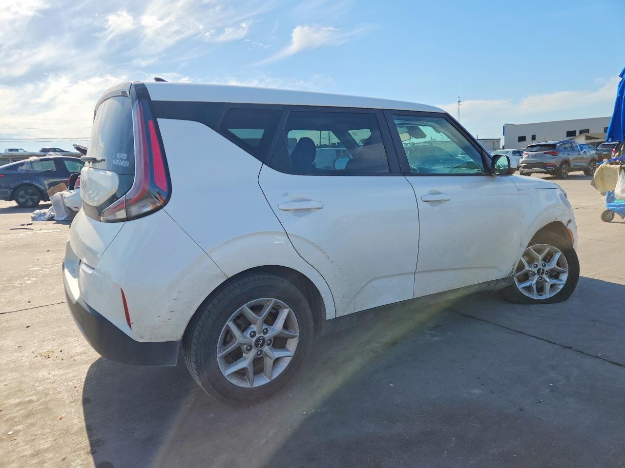 2023 Kia Soul Lx - Фото 3