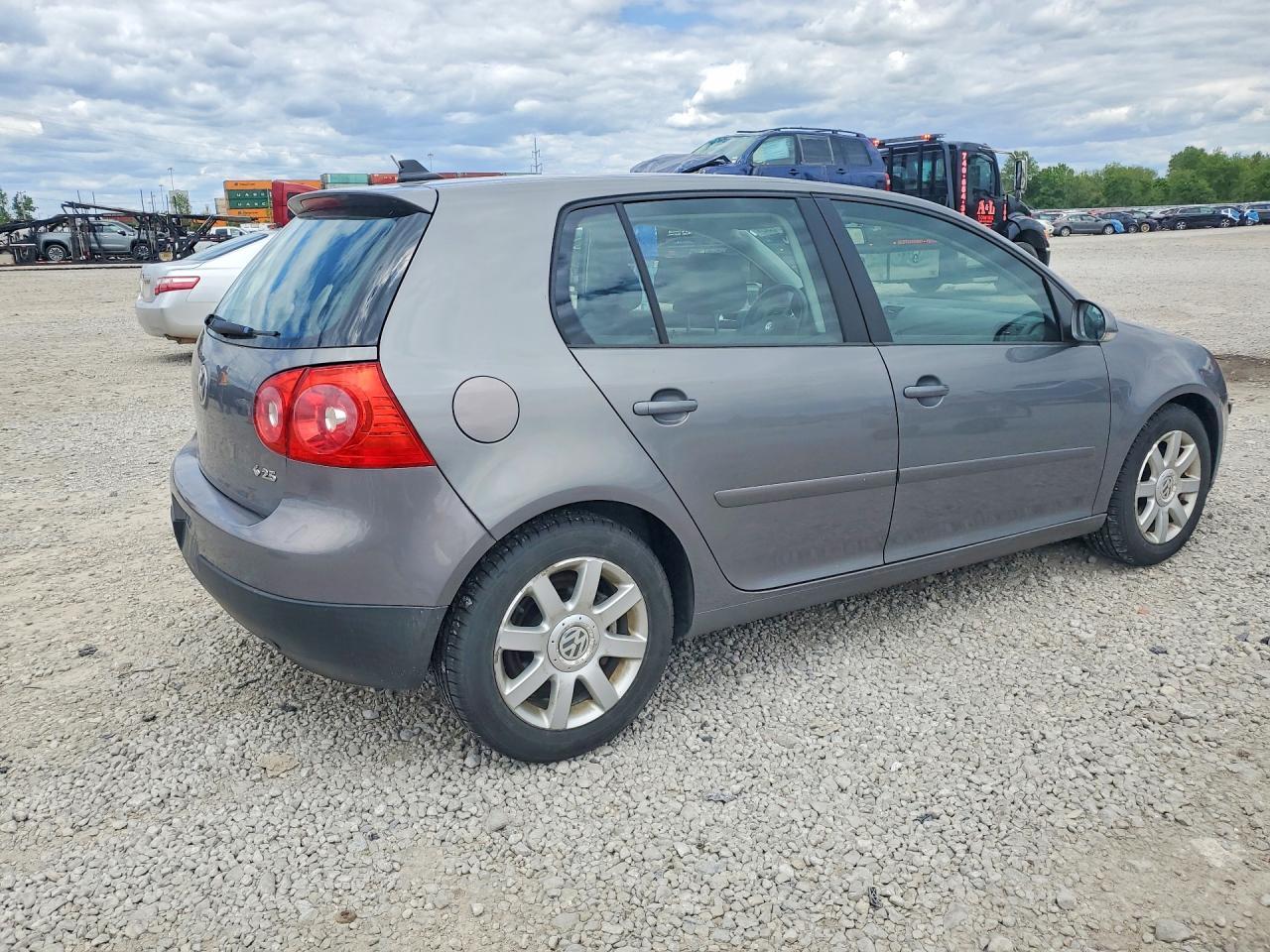 2008 Volkswagen Rabbit - Image 3