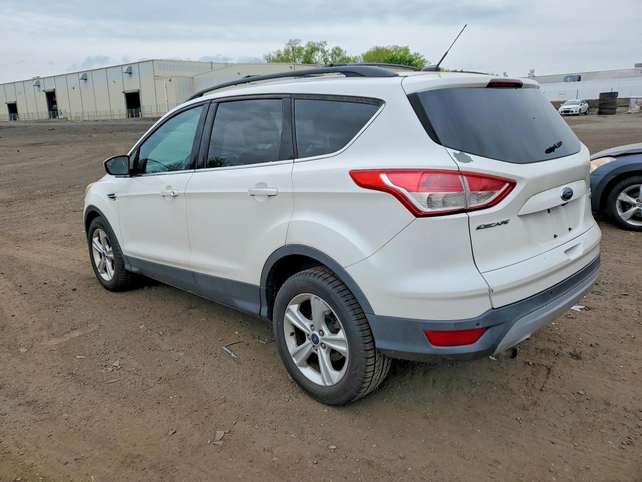 2014 Ford Escape Se - Фото 2