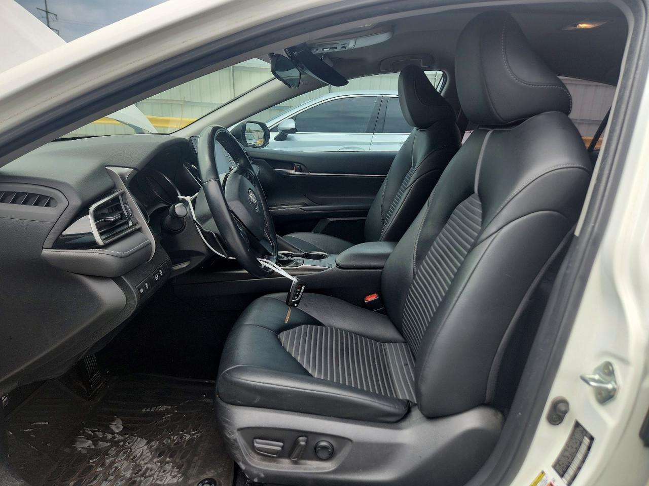 2021 Toyota Camry - Image 7