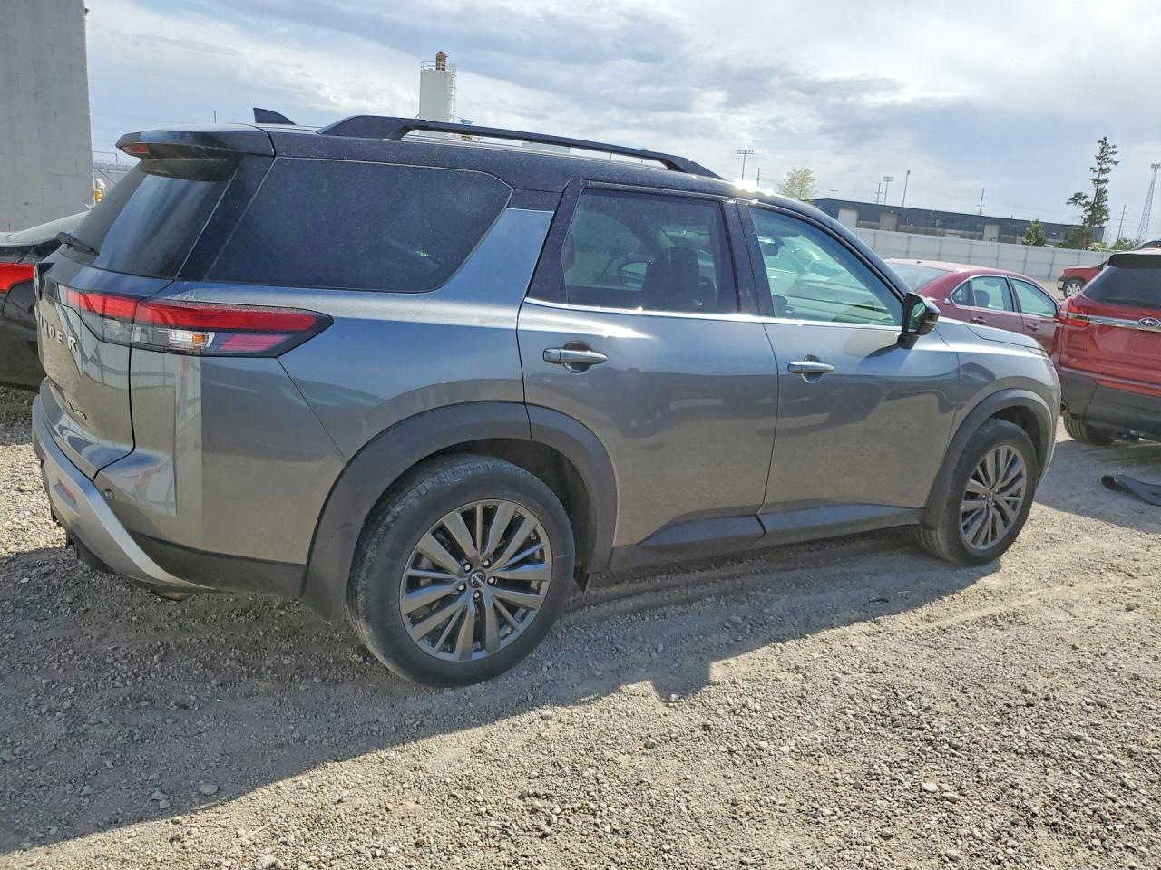 2024 Nissan Pathfinder Sl - Фото 3