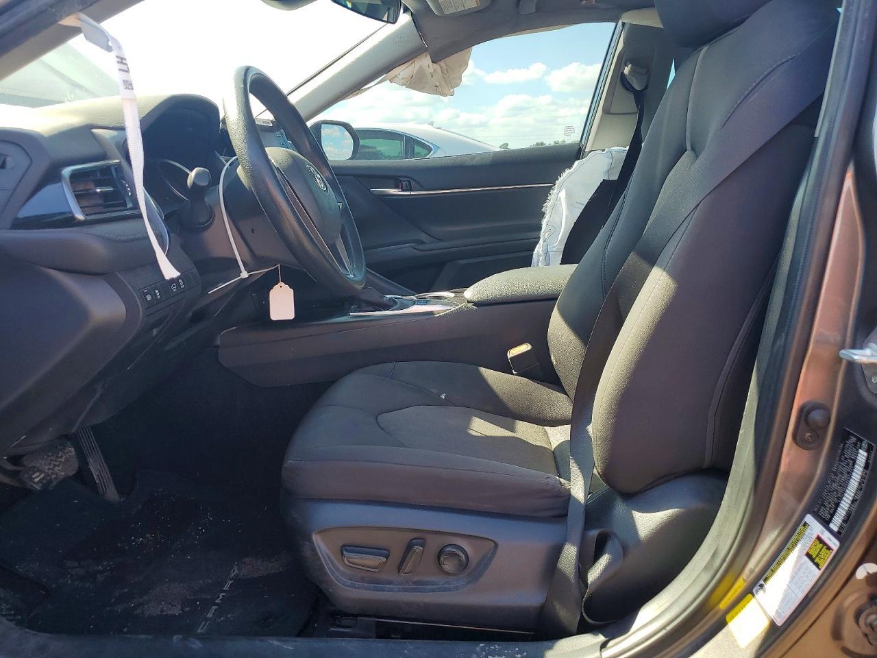 2024 Toyota Camry Le - Image 7