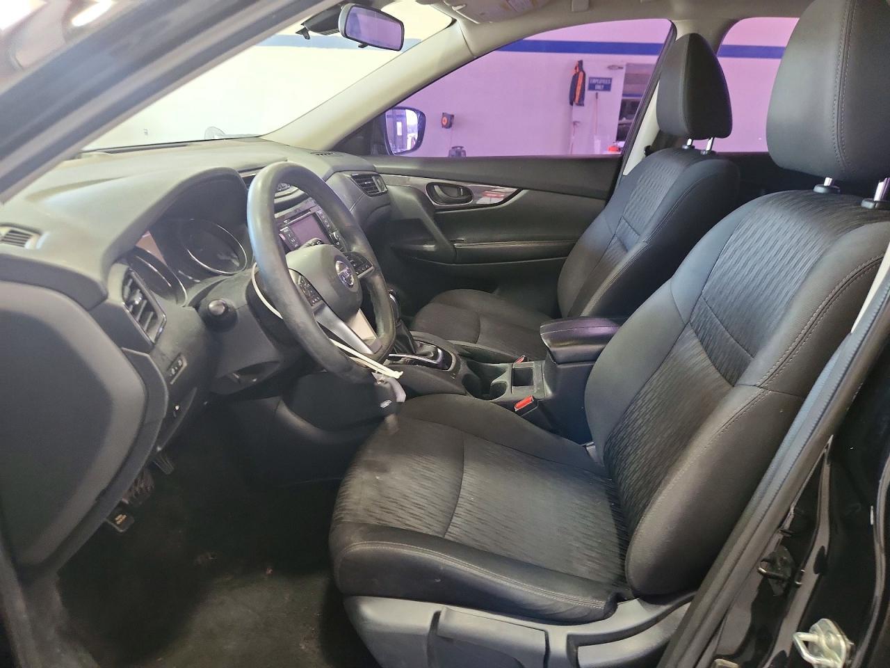 2019 Nissan Rogue S - Фото 7