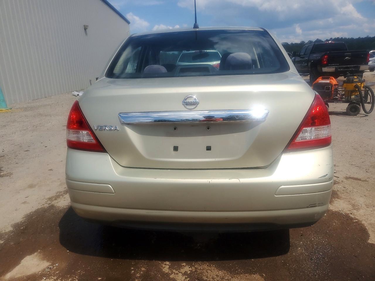 2008 Nissan Versa 1.8 S - Фото 6