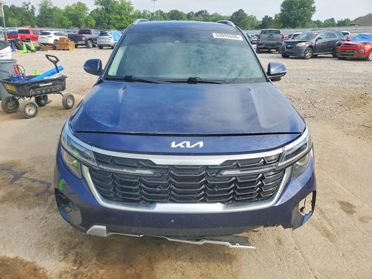 2024 Kia Seltos Ex - Image 5