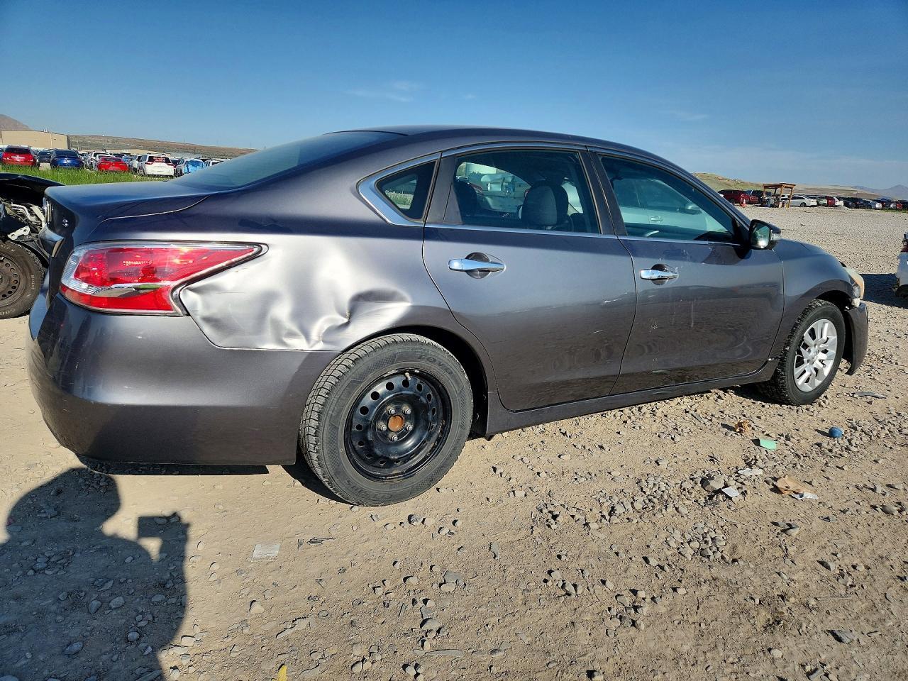 2015 Nissan Altima 2.5 S - Фото 3
