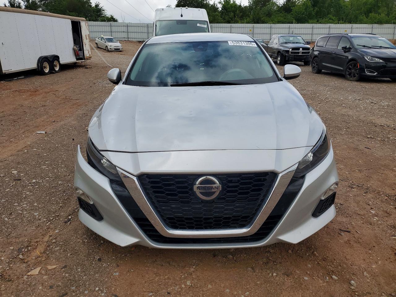 2022 Nissan Altima S - Фото 5