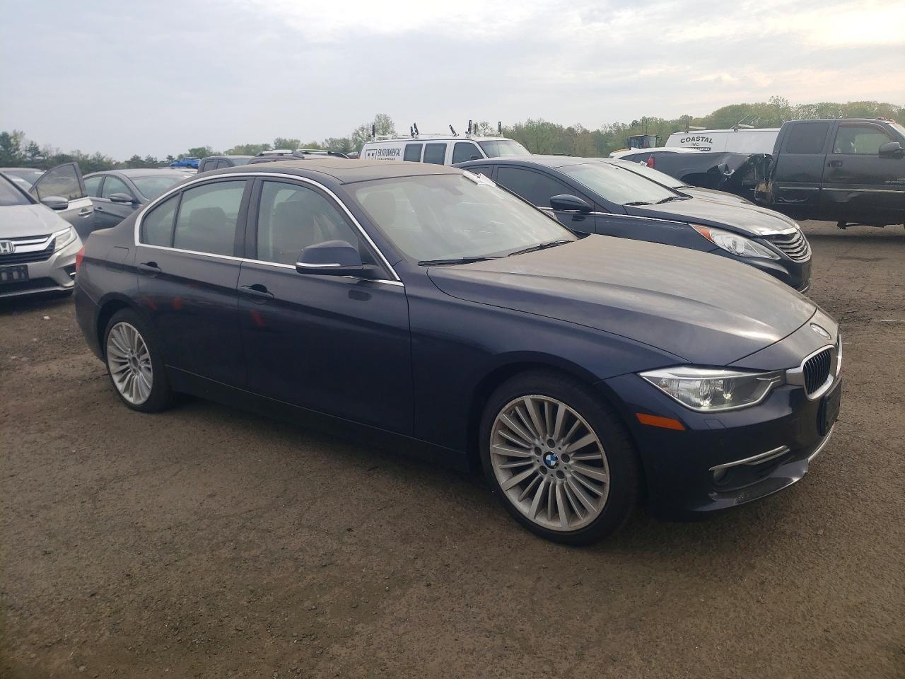 2014 BMW 3 Series - Image 4