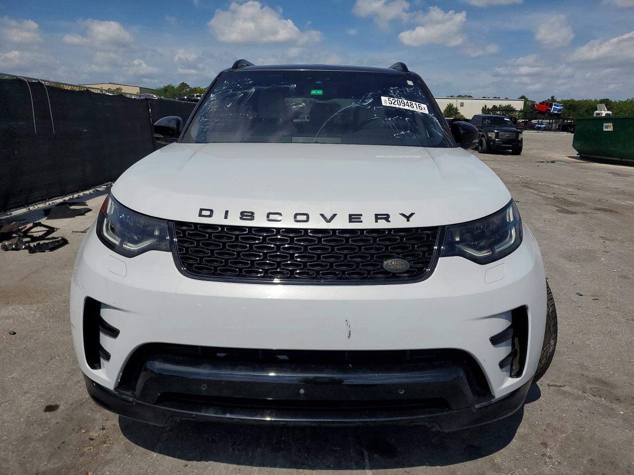 2017 Land Rover Discovery Hse Luxury - Image 5