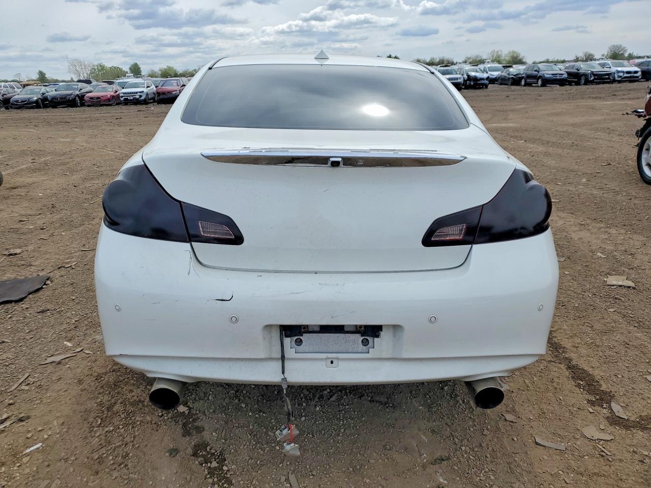 2013 Infiniti G37 Sedan X - Image 6