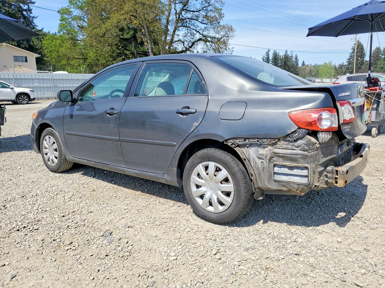 2011 Toyota Corolla Le - Фото 2