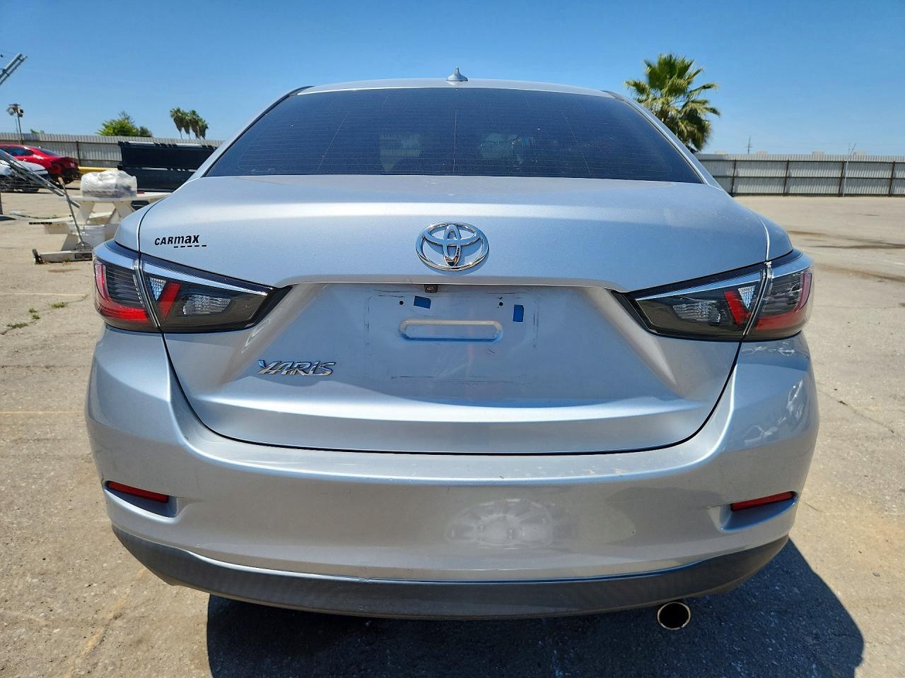 2019 Toyota Yaris L - Фото 6