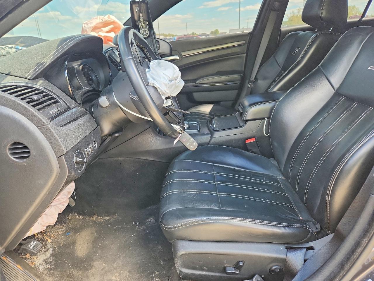2016 Chrysler 300 S - Фото 7