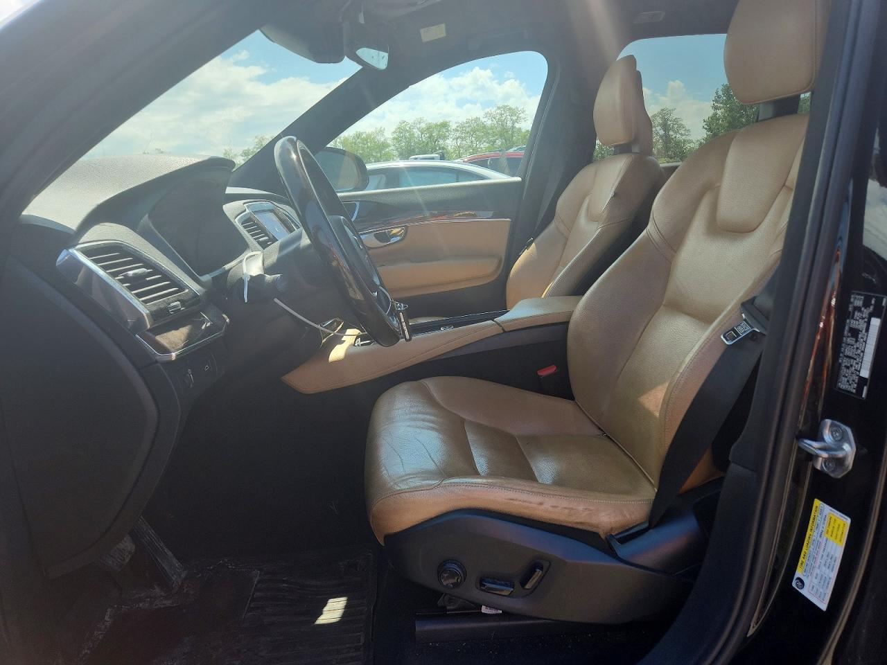 2016 Volvo Xc90 T6 - Image 7