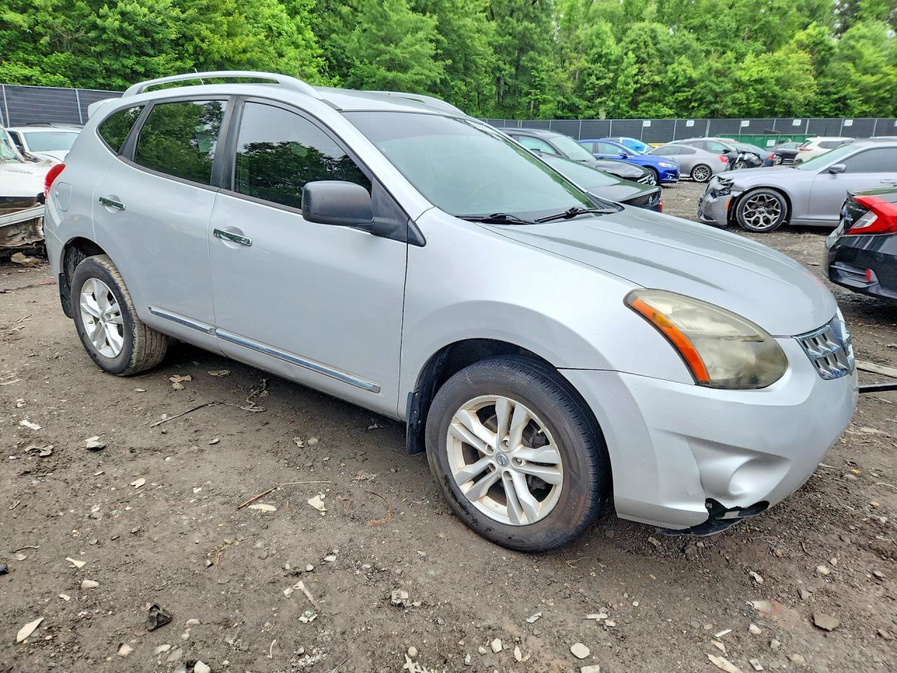 2015 Nissan Rogue Select S - Фото 4
