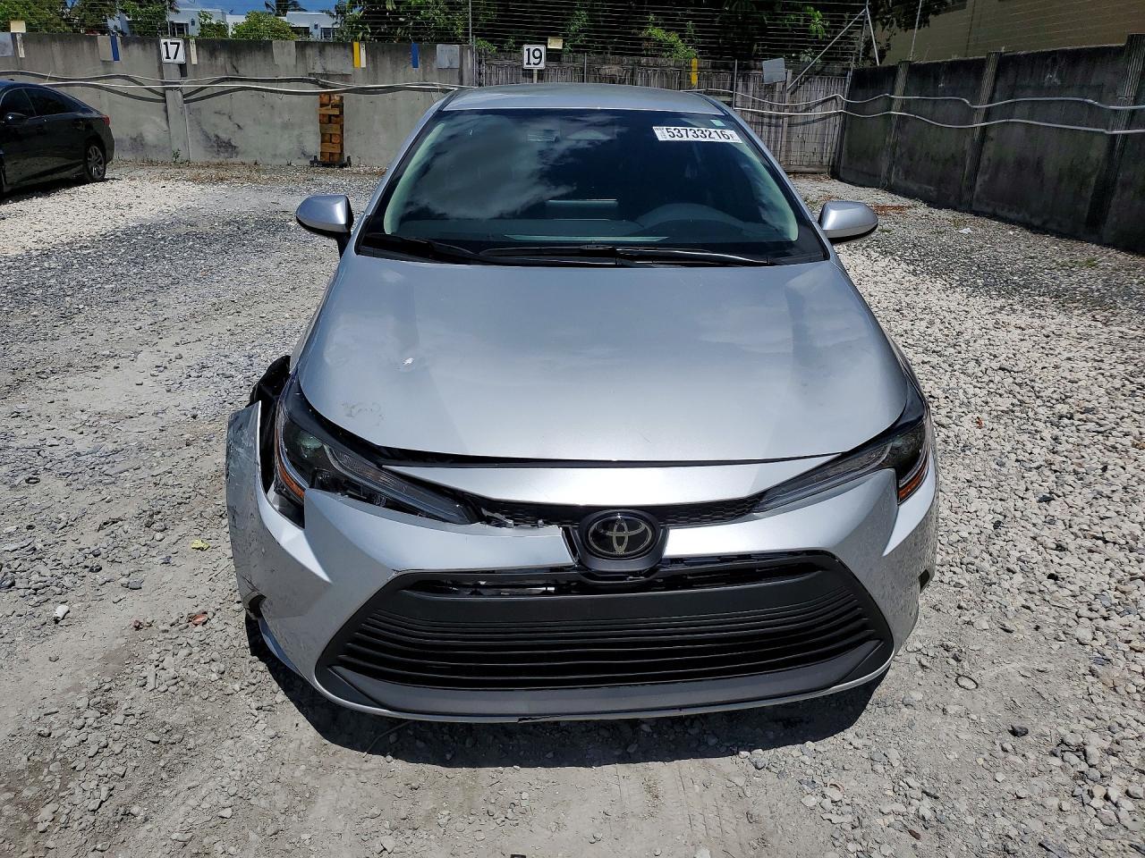 2025 Toyota Corolla Le - Фото 5