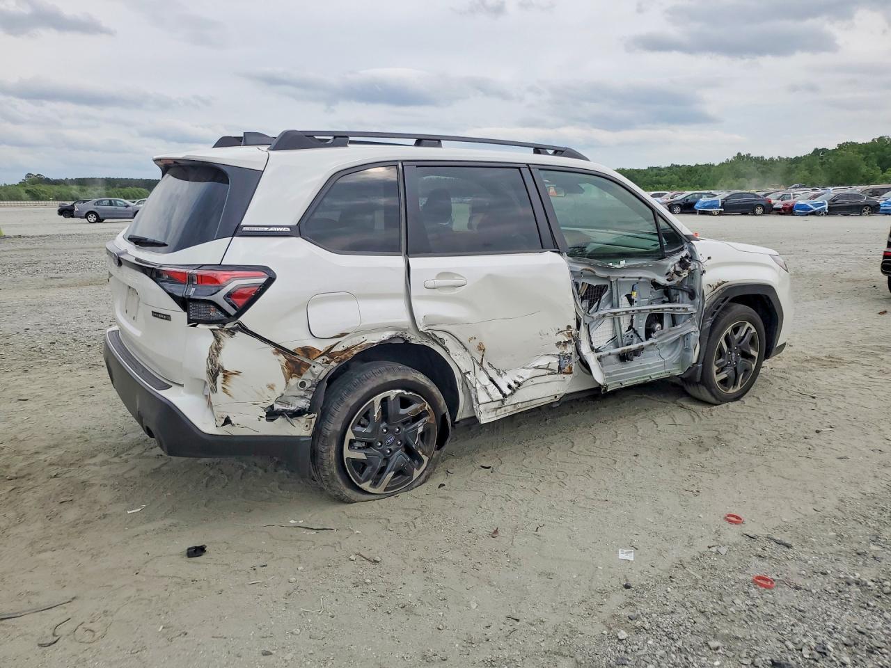 2025 Subaru Forester Premium - Image 3