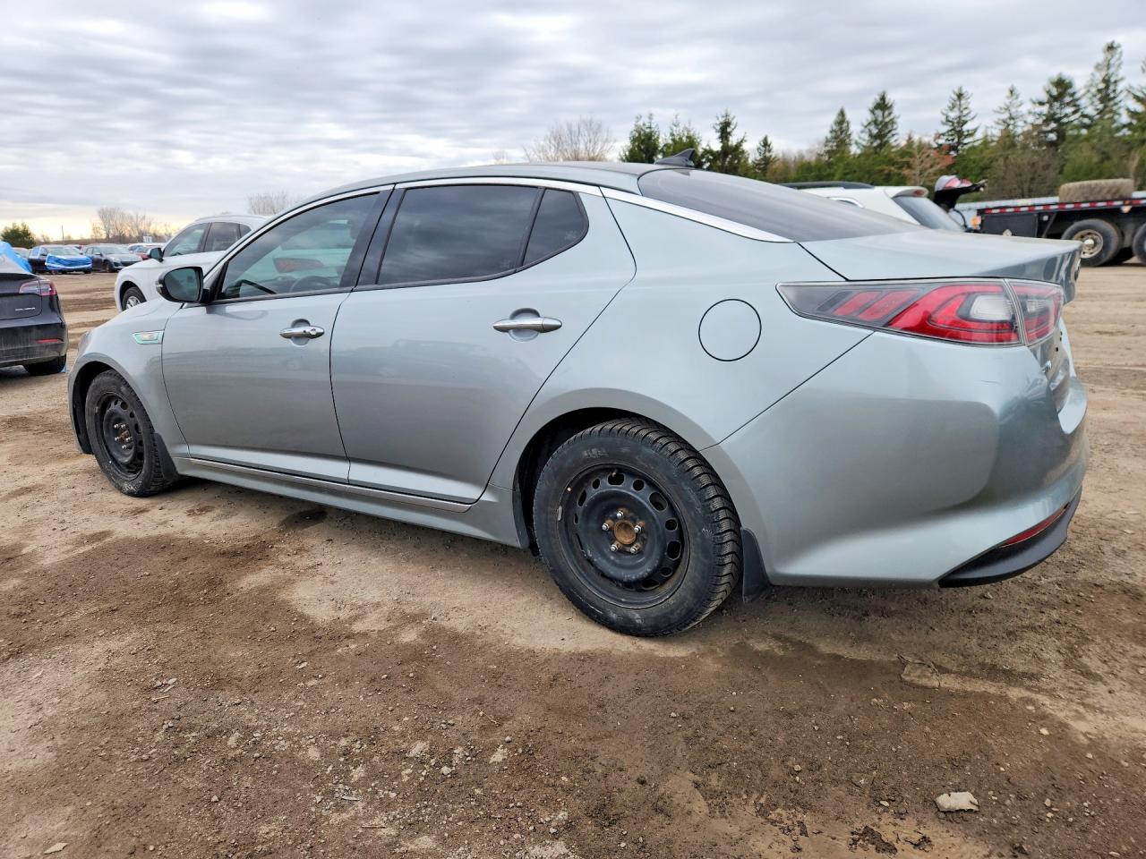 2016 Kia Optima Hybrid - Фото 2