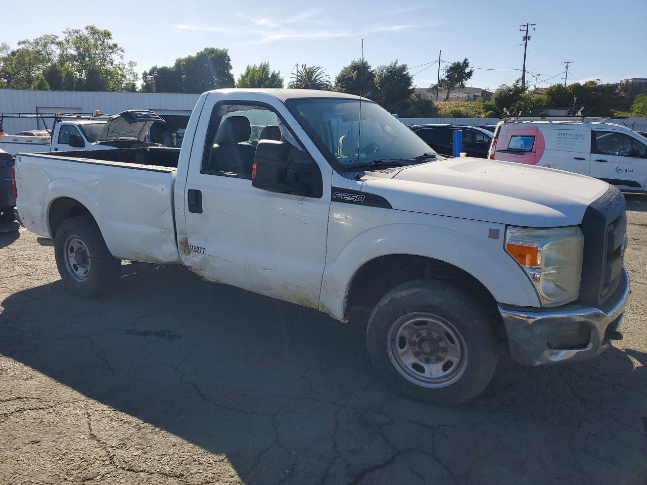 2013 Ford F250 Super Duty - Фото 4