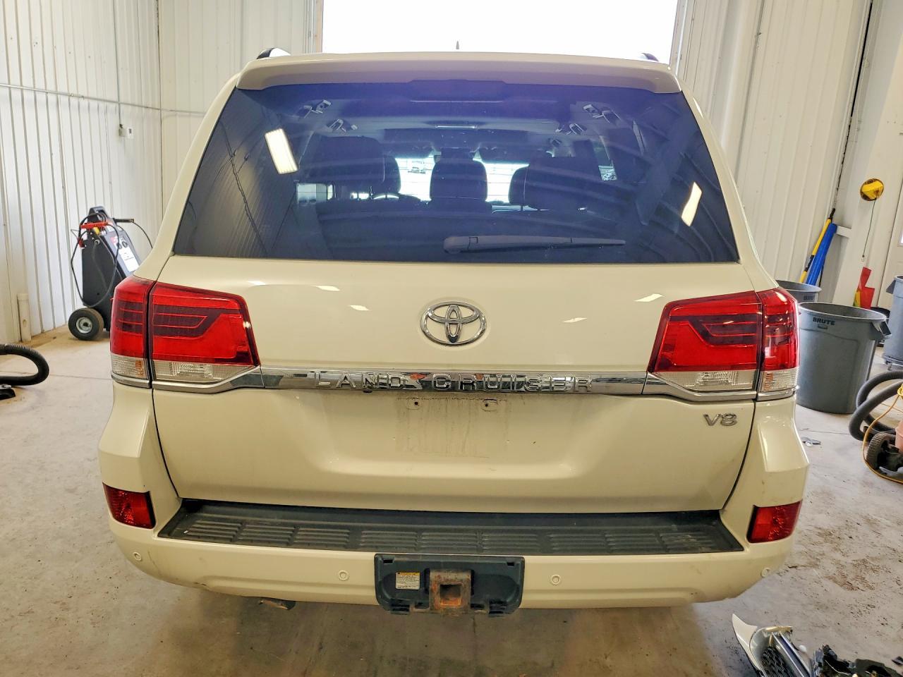 2020 Toyota Land Cruiser Base - Фото 6