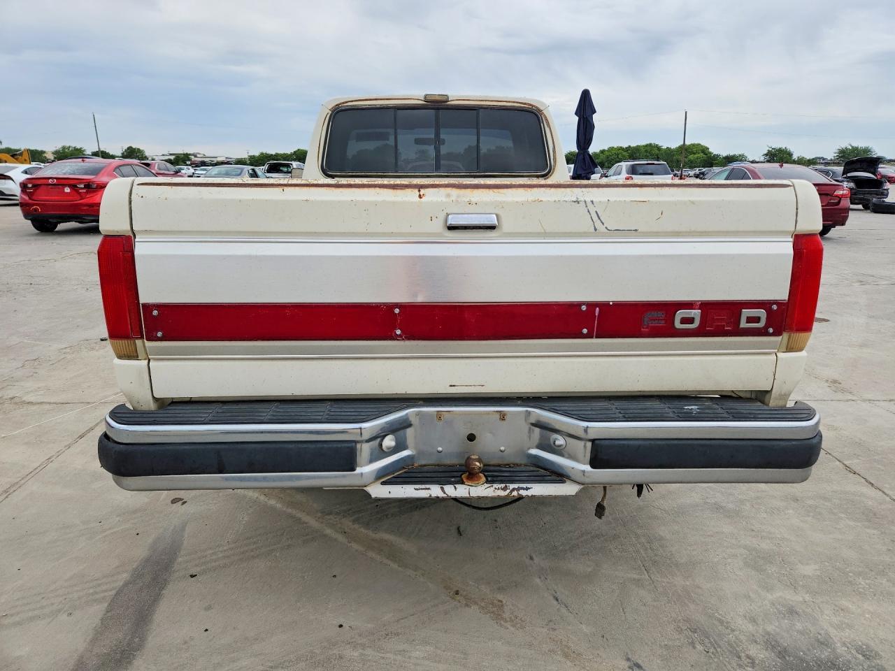 1990 Ford F150 - Фото 6