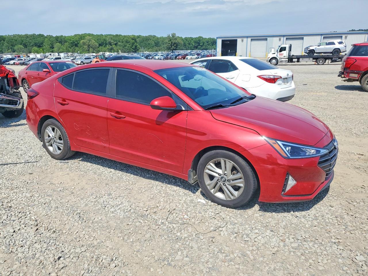 2019 Hyundai Elantra Sel - Image 4