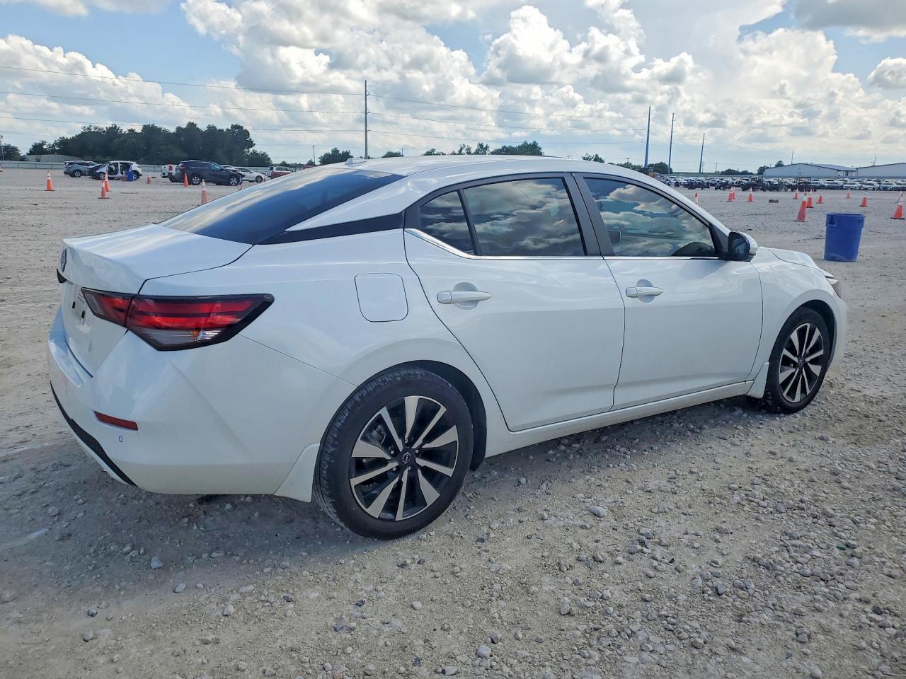 2025 Nissan Sentra Sv - Фото 3