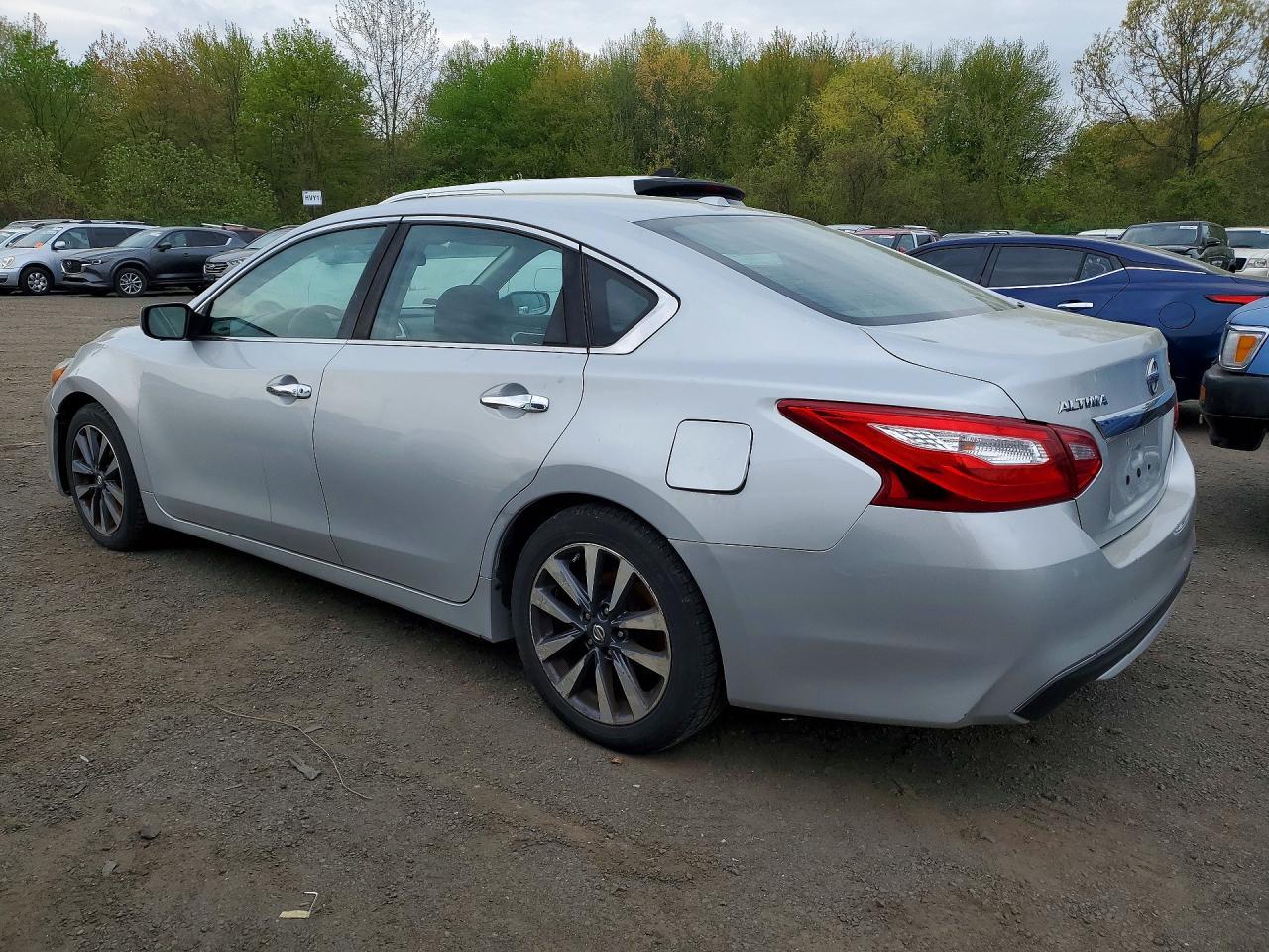 2017 Nissan Altima 2.5 Sv - Фото 2