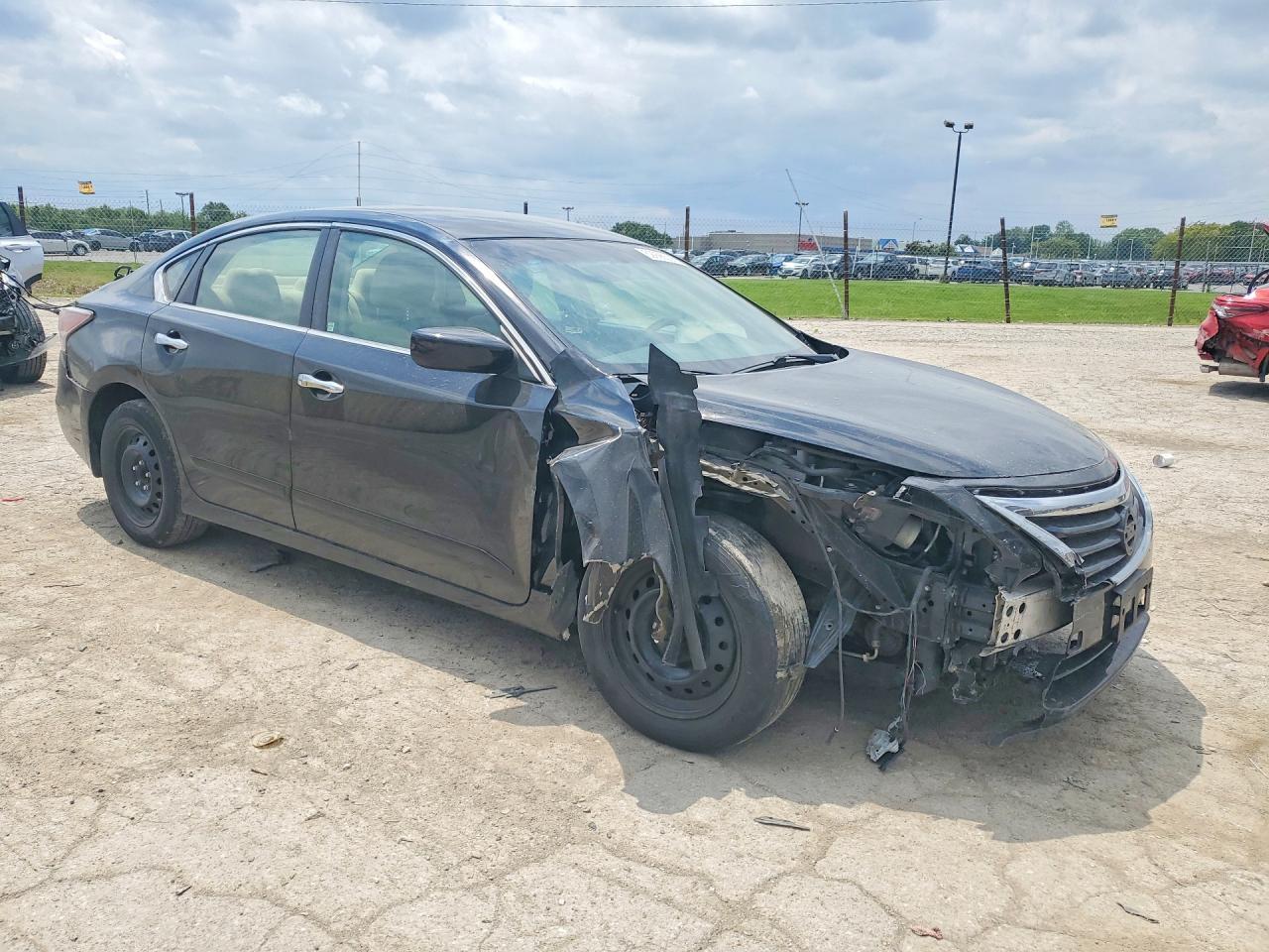 2015 Nissan Altima 2.5 S - Image 4