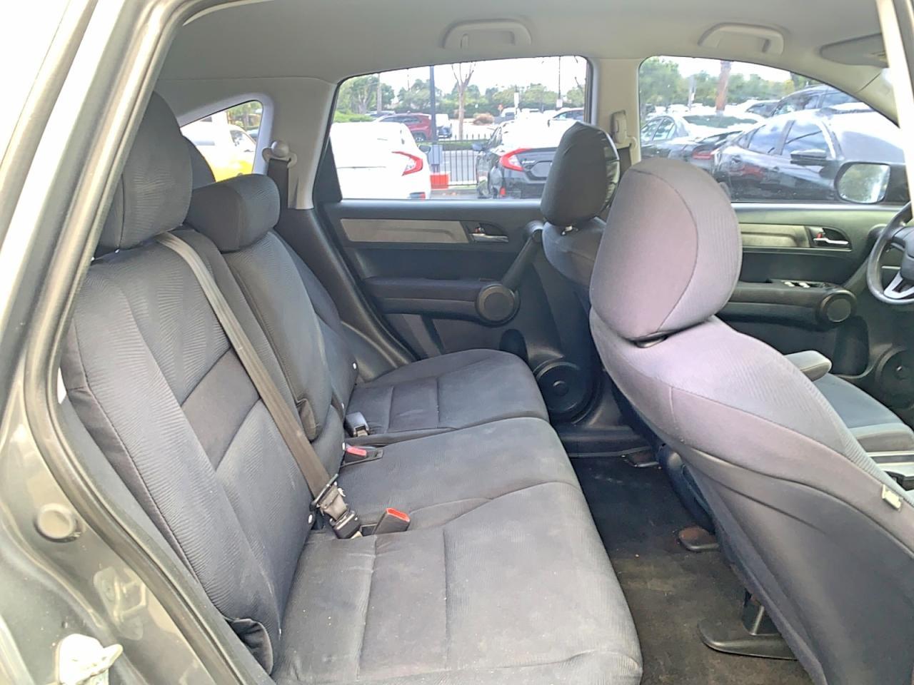 2011 Honda Cr-V Lx - Image 6
