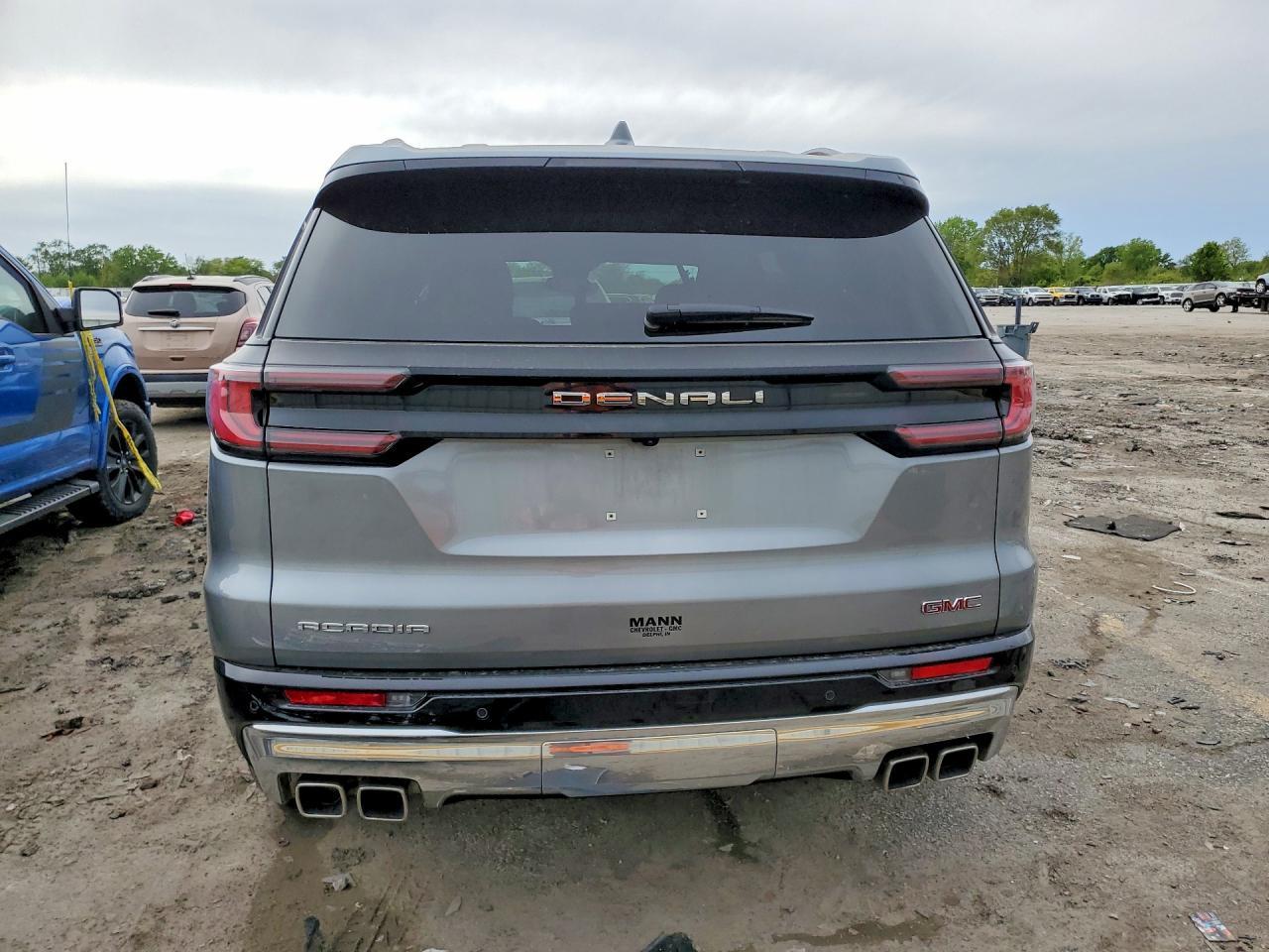 2024 GMC Acadia Denali - Image 6