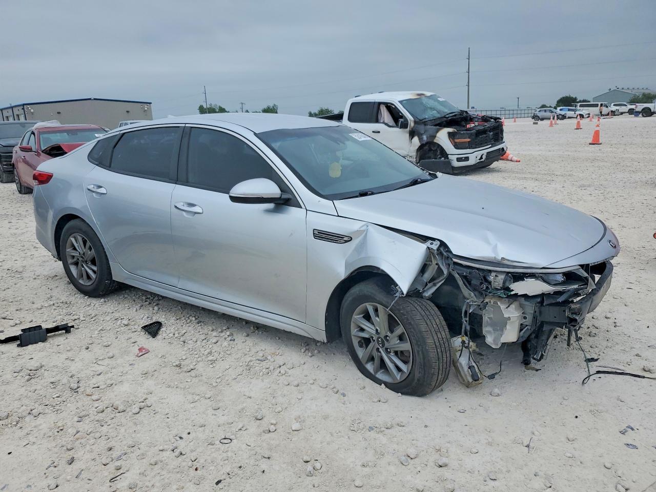 2019 Kia Optima Lx - Image 4