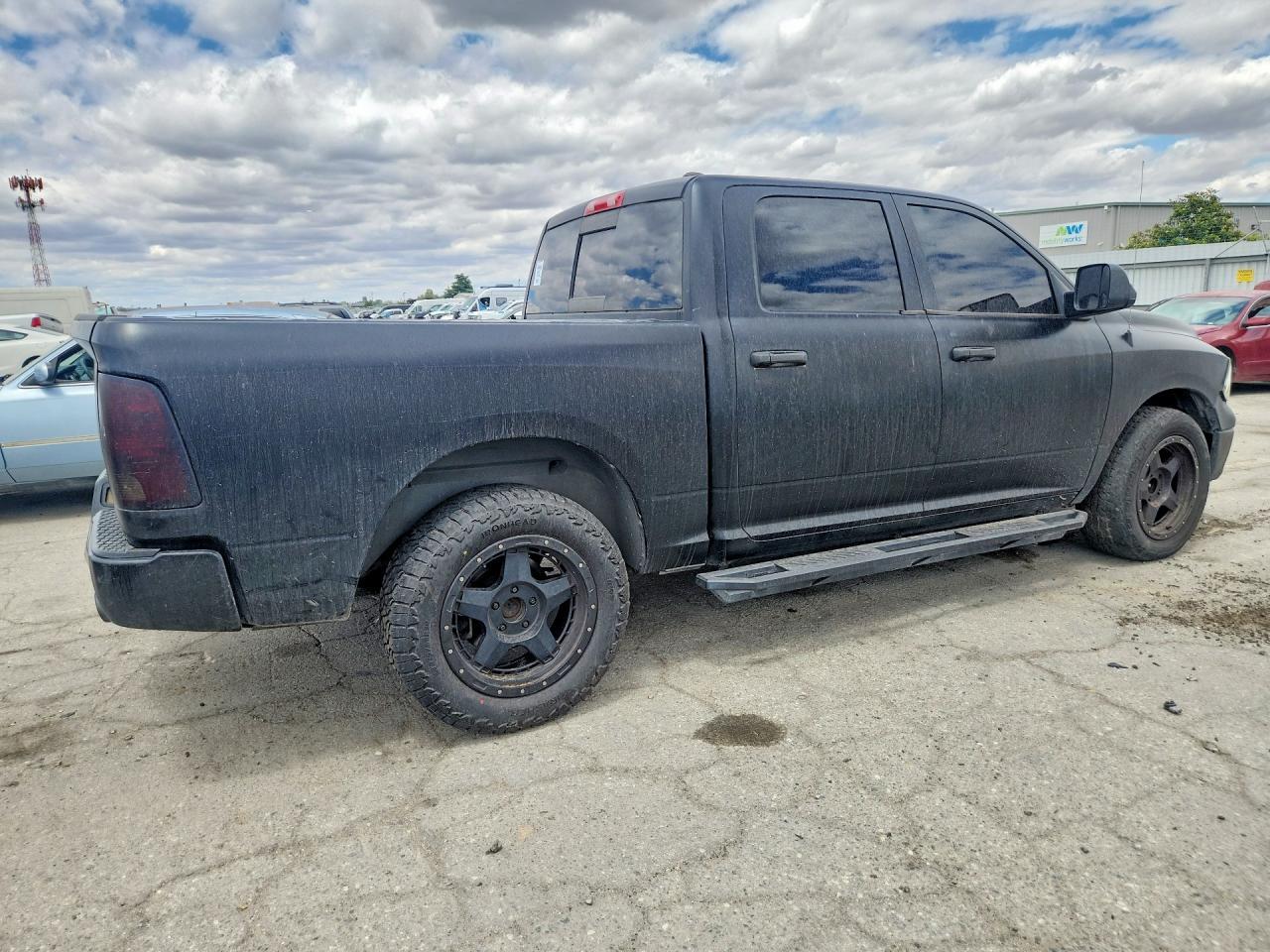 2011 Dodge Ram 1500 - Фото 3