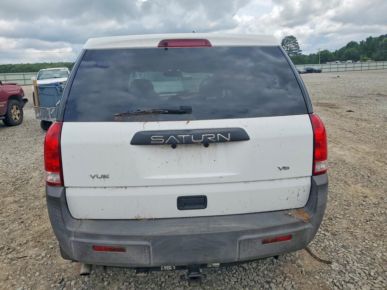 2005 Saturn Vue - Image 6