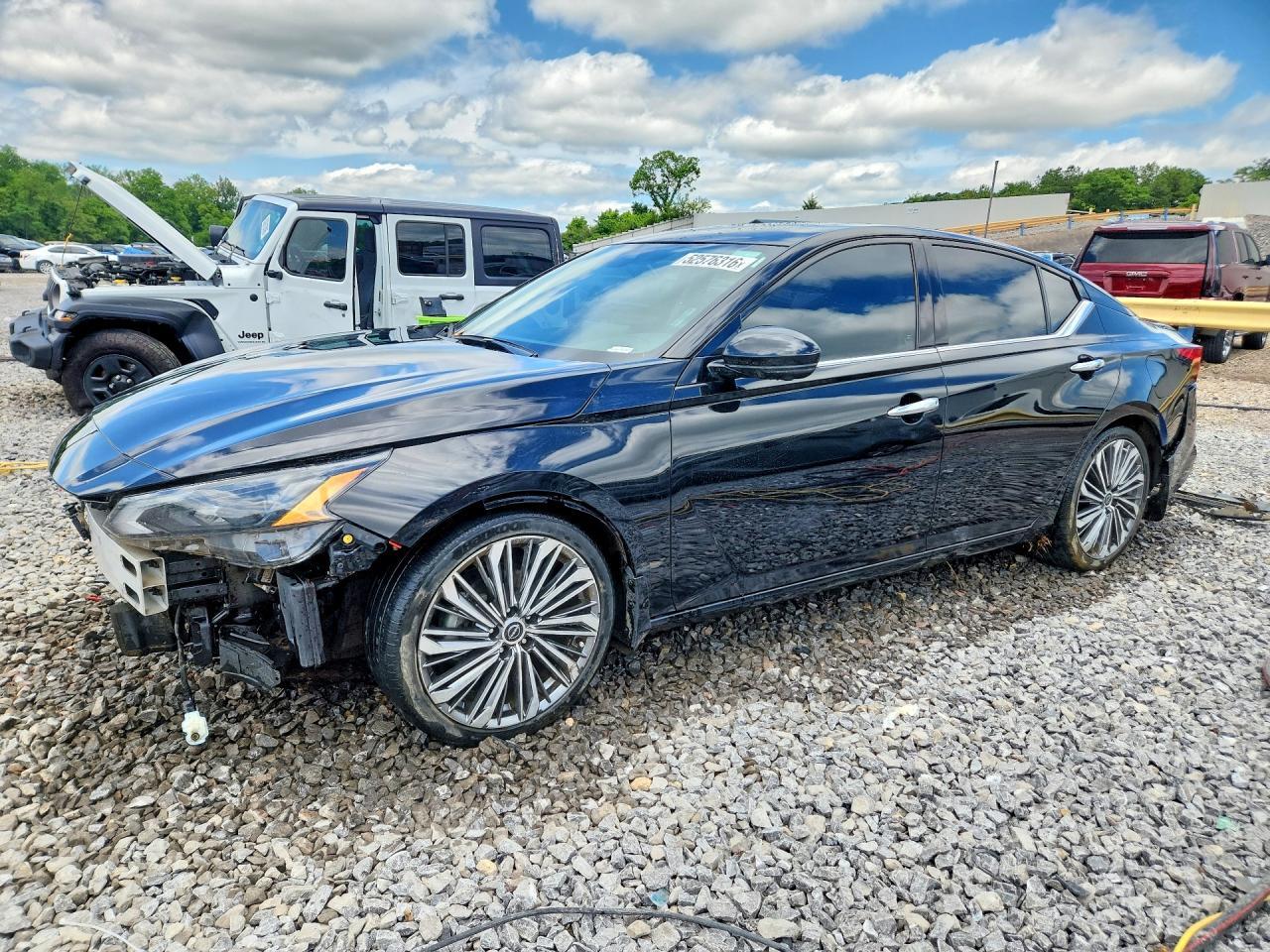 2023 Nissan Altima Sl