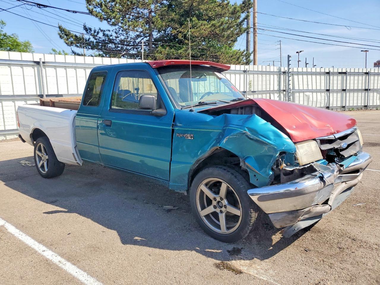 1997 Ford Ranger Super Cab - Image 4