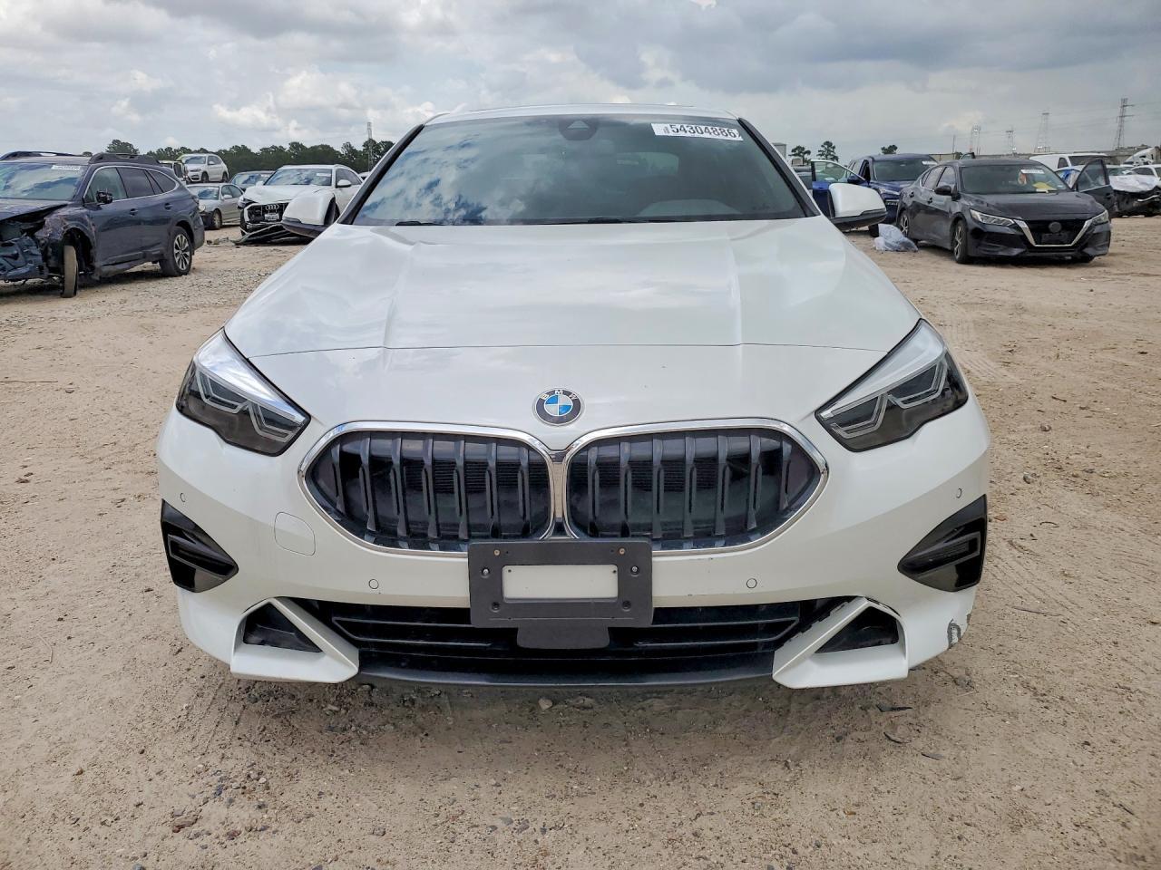 2024 BMW 228Xi - Фото 5