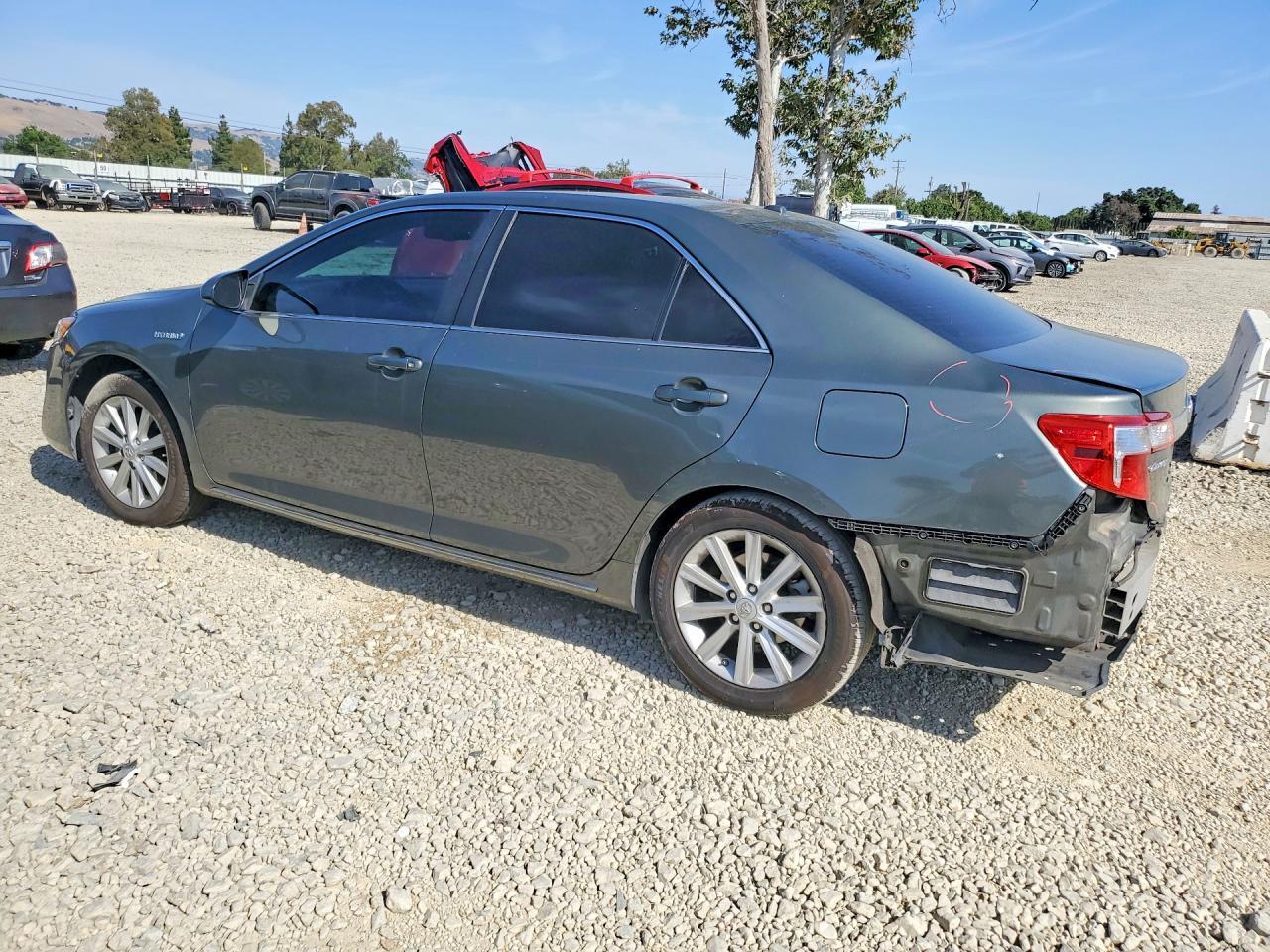 2012 Toyota Camry Hybrid Xle - Фото 2