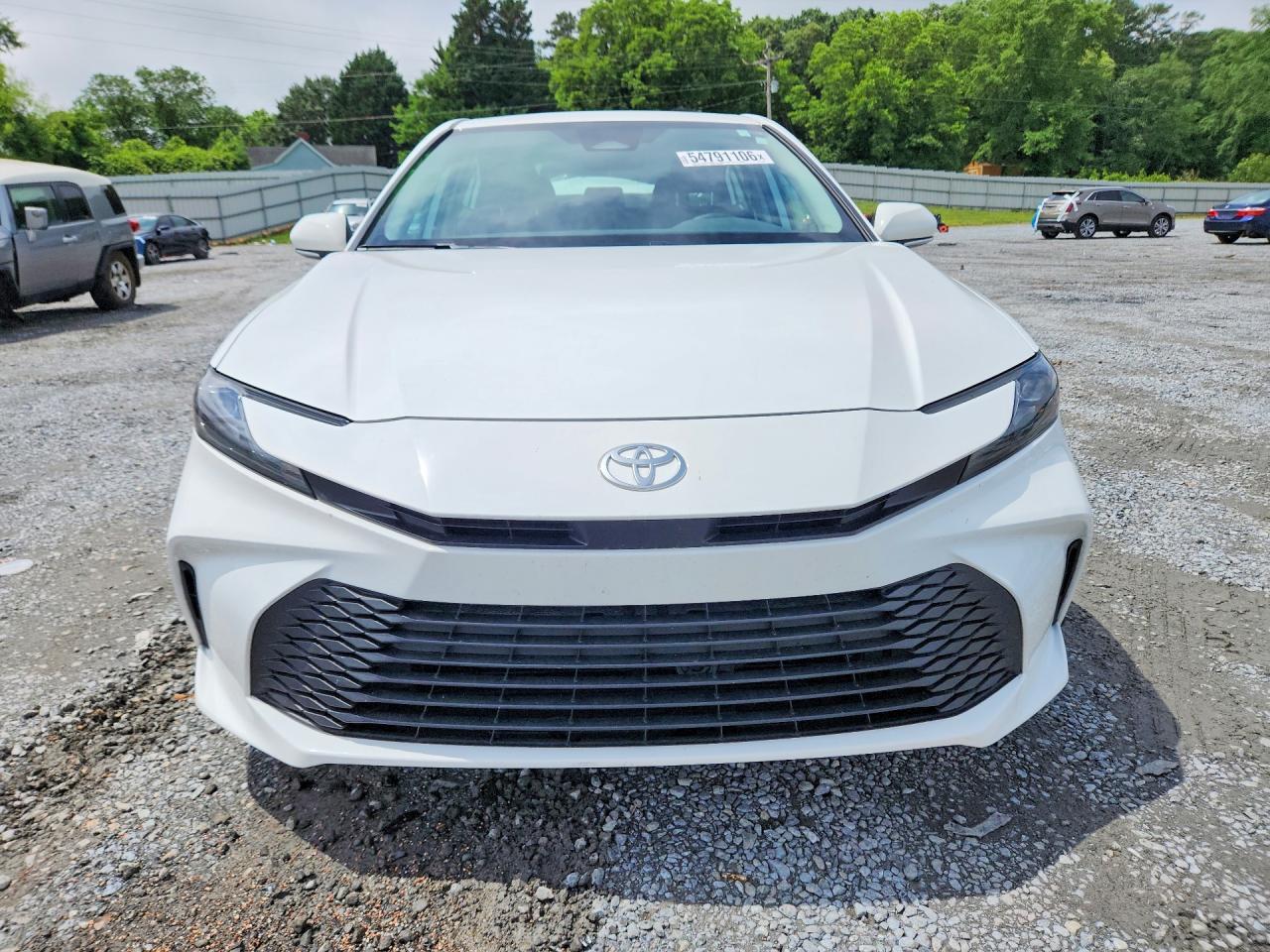 2025 Toyota Camry Le - Фото 5