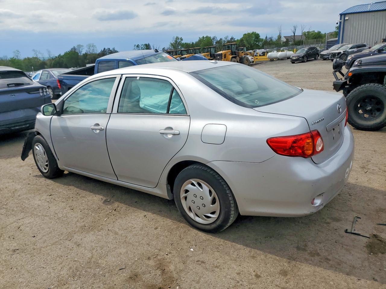 2009 Toyota Corolla Le - Фото 2